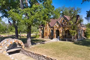 310 W Canal St, Menard, TX 76859 - Photo 19