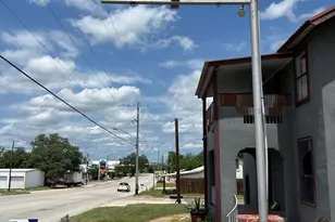 1600 Ford St, Llano, TX 78643 - Photo 7