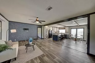 1505 Katy Ln, Kerrville, TX 78028 - Photo 7