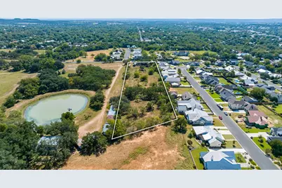 604 N Cherry St, Fredericksburg, TX 78624 - Photo 35