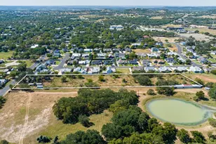 604 N Cherry St, Fredericksburg, TX 78624 - Photo 33