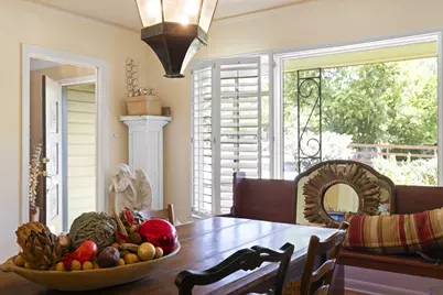 825 Myrta St, Kerrville, TX 78028 - Photo 5