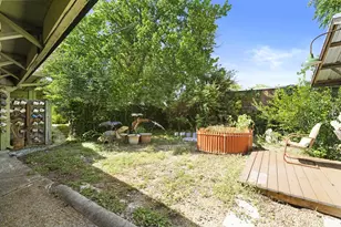 825 Myrta St, Kerrville, TX 78028 - Photo 29