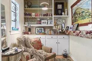 825 Myrta St, Kerrville, TX 78028 - Photo 13