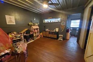 208 W Houston St, Menard, TX 76859 - Photo 5