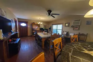 208 W Houston St, Menard, TX 76859 - Photo 7