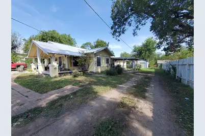 208 W Houston St, Menard, TX 76859 - Photo 1