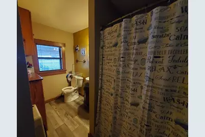 208 W Houston St, Menard, TX 76859 - Photo 11