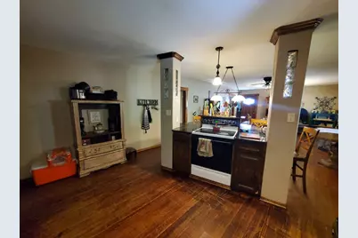 208 W Houston St, Menard, TX 76859 - Photo 9