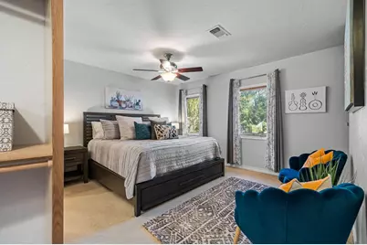 904 N Orange St, Fredericksburg, TX 78624 - Photo 19