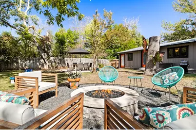 904 N Orange St, Fredericksburg, TX 78624 - Photo 35