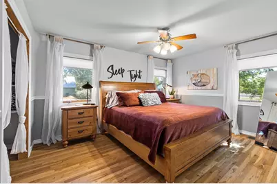 904 N Orange St, Fredericksburg, TX 78624 - Photo 27