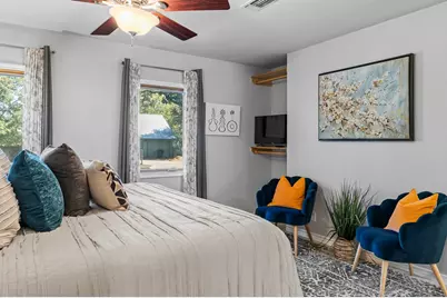 904 N Orange St, Fredericksburg, TX 78624 - Photo 21