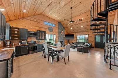 12995 Hackberry Rd, Rocksprings, TX 78880 - Photo 29