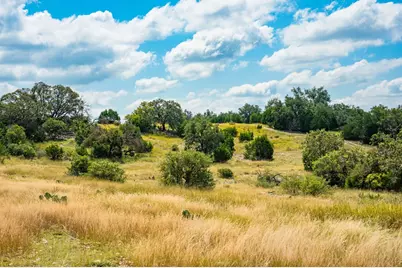 12995 Hackberry Rd, Rocksprings, TX 78880 - Photo 11