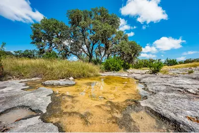 12995 Hackberry Rd, Rocksprings, TX 78880 - Photo 17