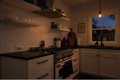 335 W Burbank St, Fredericksburg, TX 78624 - Photo 3