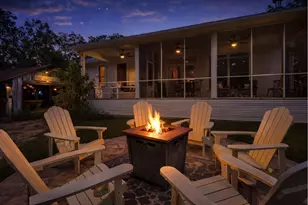 309 Fulton St, Fredericksburg, TX 78624 - Photo 3