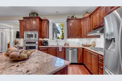 309 Fulton St, Fredericksburg, TX 78624 - Photo 15