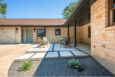 204 N Elk St, Fredericksburg, TX 78624 - Photo 31