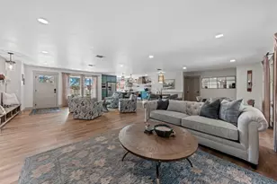 204 N Elk St, Fredericksburg, TX 78624 - Photo 17