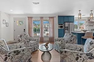 204 N Elk St, Fredericksburg, TX 78624 - Photo 7