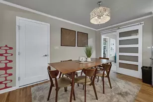 112 W Mulberry St, Fredericksburg, TX 78624 - Photo 9