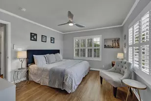 112 W Mulberry St, Fredericksburg, TX 78624 - Photo 9