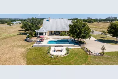 647 Funf Kinder Rd, Fredericksburg, TX 78624 - Photo 13