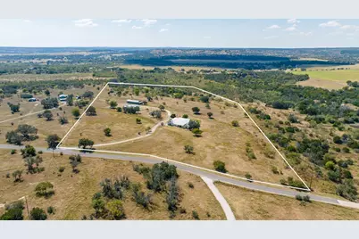 647 Funf Kinder Rd, Fredericksburg, TX 78624 - Photo 9