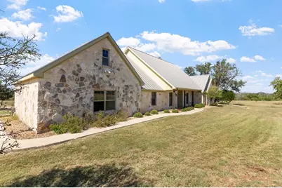 647 Funf Kinder Rd, Fredericksburg, TX 78624 - Photo 23