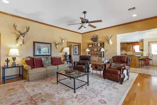 647 Funf Kinder Rd, Fredericksburg, TX 78624 - Photo 35