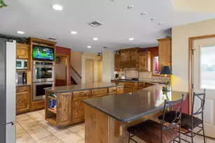 647 Funf Kinder Rd, Fredericksburg, TX 78624 - Photo 39