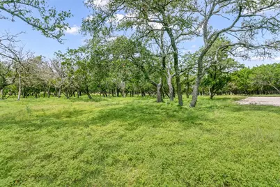 396 Royal Oaks Loop, Fredericksburg, TX 78624 - Photo 17