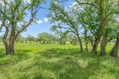 396 Royal Oaks Loop, Fredericksburg, TX 78624 - Photo 15