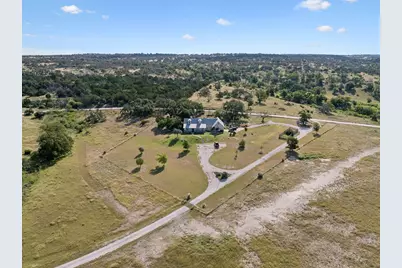 817 Usener Rd, Fredericksburg, TX 78624 - Photo 5