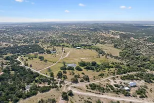 817 Usener Rd, Fredericksburg, TX 78624 - Photo 91