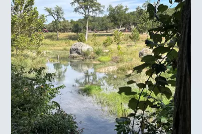 412 Field Rd, Fischer, TX 78623 - Photo 11