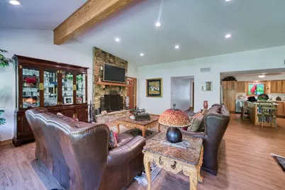 412 Field Rd, Fischer, TX 78623 - Photo 15