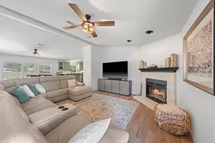 190 Rocky Hill Dr, Kerrville, TX 78028 - Photo 5