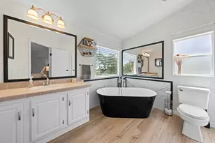 190 Rocky Hill Dr, Kerrville, TX 78028 - Photo 13