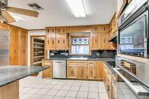 17 Roadrunner Dr, Fredericksburg, TX 78624 - Photo 43