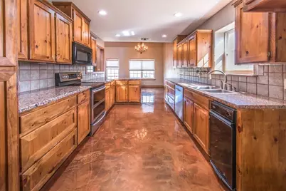 508 Winding Way, Fredericksburg, TX 78624 - Photo 5