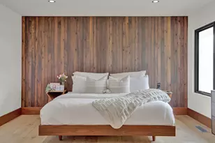 806 W Schubert St, Fredericksburg, TX 78624 - Photo 9