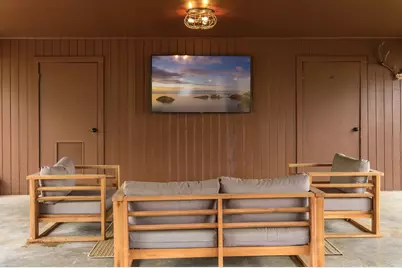 806 W Schubert St, Fredericksburg, TX 78624 - Photo 17