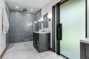 806 W Schubert St, Fredericksburg, TX 78624 - Photo 15