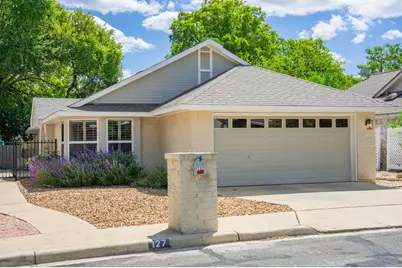127 Terrace Ln, Kerrville, TX 78028 - Photo 1