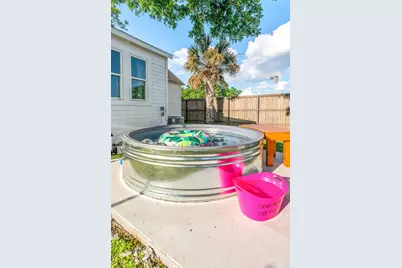 703 E Highway St, Fredericksburg, TX 78624 - Photo 47