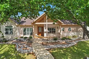 2140 Hedgestone, Fredericksburg, TX 78624 - Photo 3