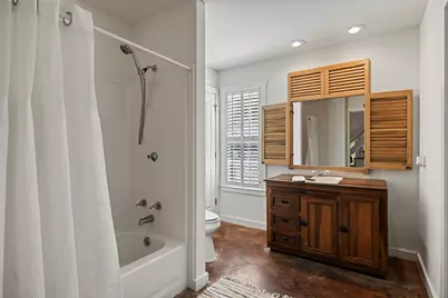 904 N Lincoln, Fredericksburg, TX 78624 - Photo 15